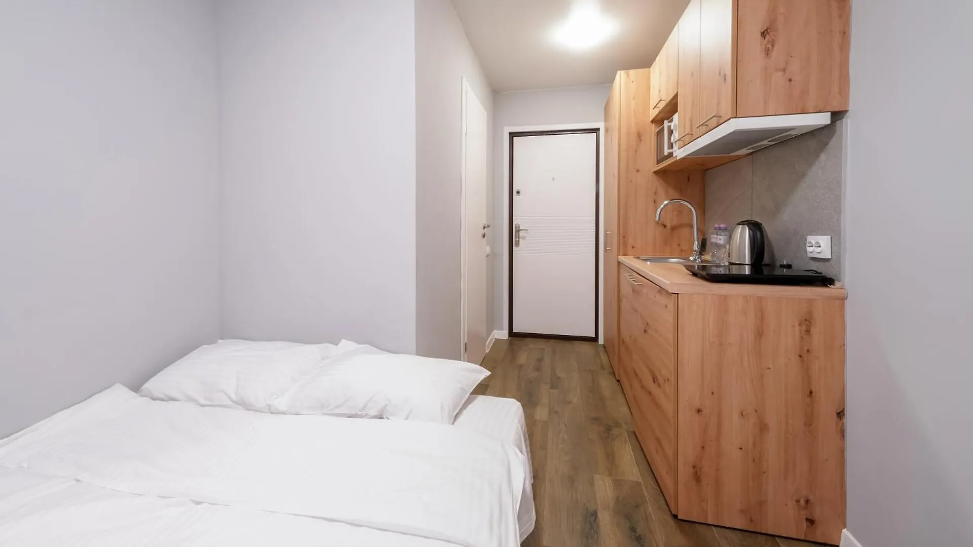 Apartman Апартаменти Myfreedom Поруч Із Метро Вокзальна Kijev