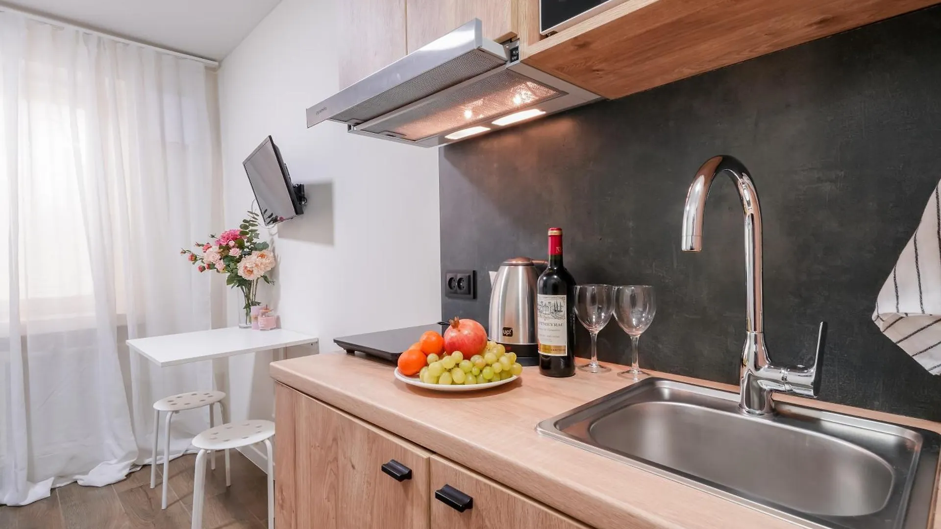 Apartman Апартаменти Myfreedom Поруч Із Метро Вокзальна Kijev